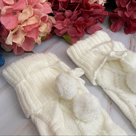 Sexy Over Knee White Cable Knit Socks with Pom Poms - Picture 8 of 13